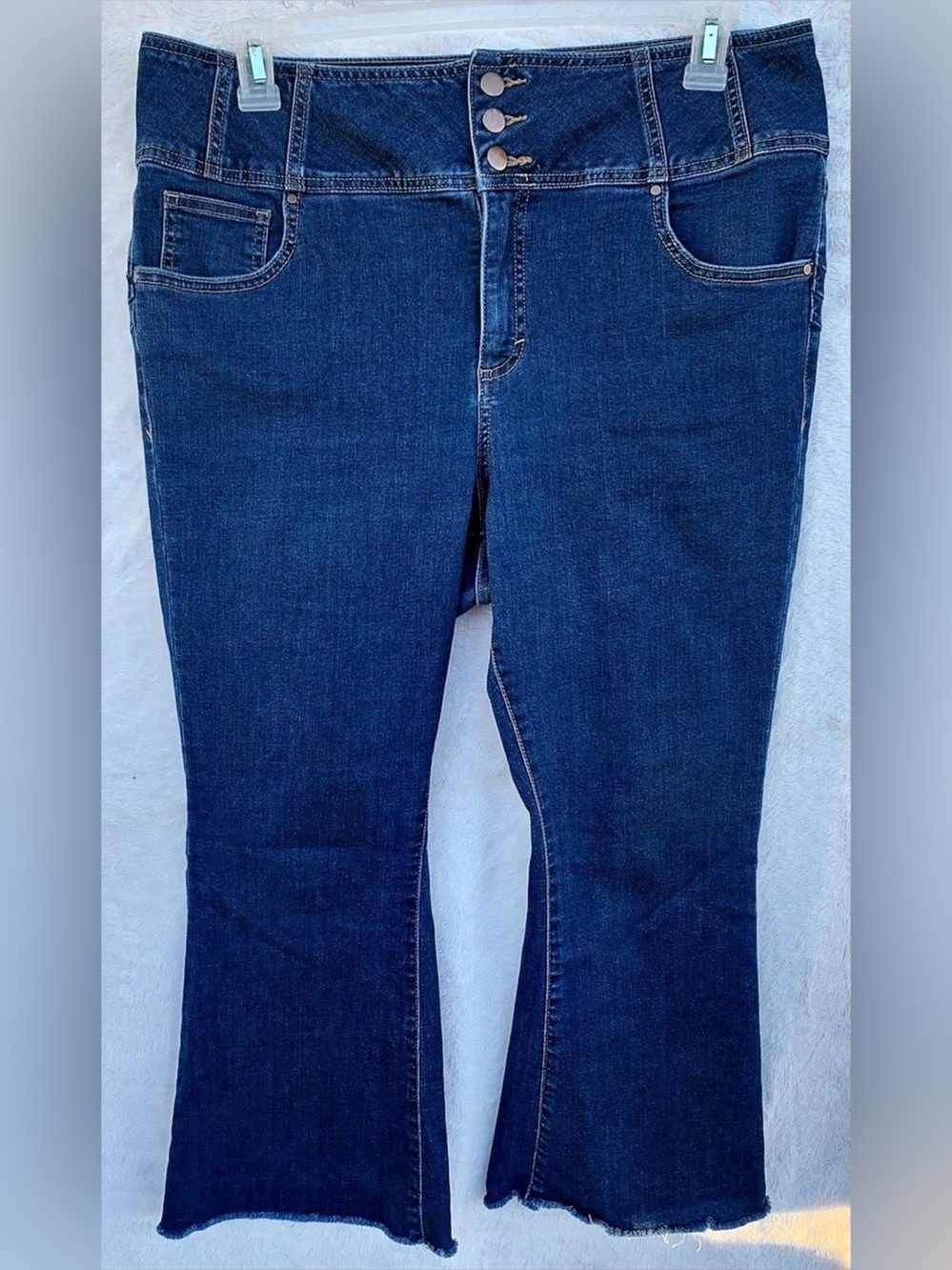 Bold Elements High Rise Corset Waist Flare Jeans Plus Size 16 Raw Hem